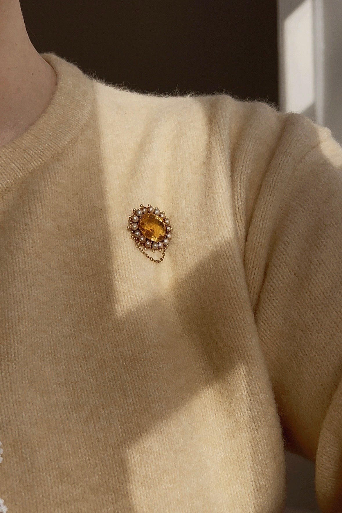 Stunning Victorian Citrine and Split Pearl Cluster Brooch with Safety Pin