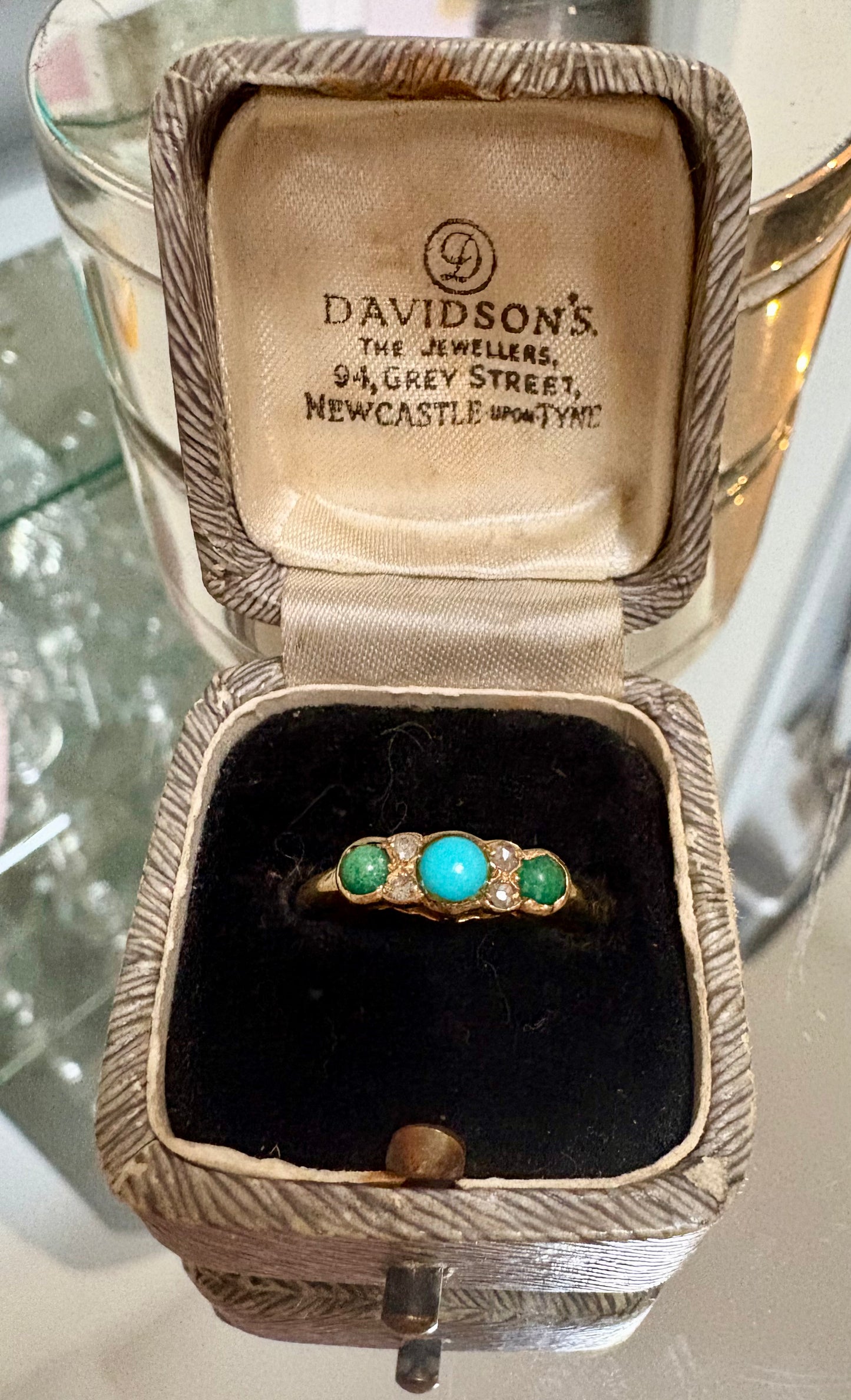 Gorgeous Art Deco 18ct Gold, Turquoise and Diamond Ring
