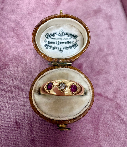 Gorgeous Early 20th Century 18ct Gold, Ruby and Diamond Starburst Ring