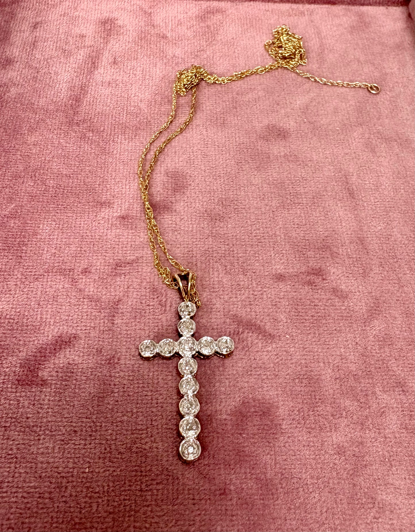 Lovely Vintage 9ct Gold and Diamond Cross with gold chain
