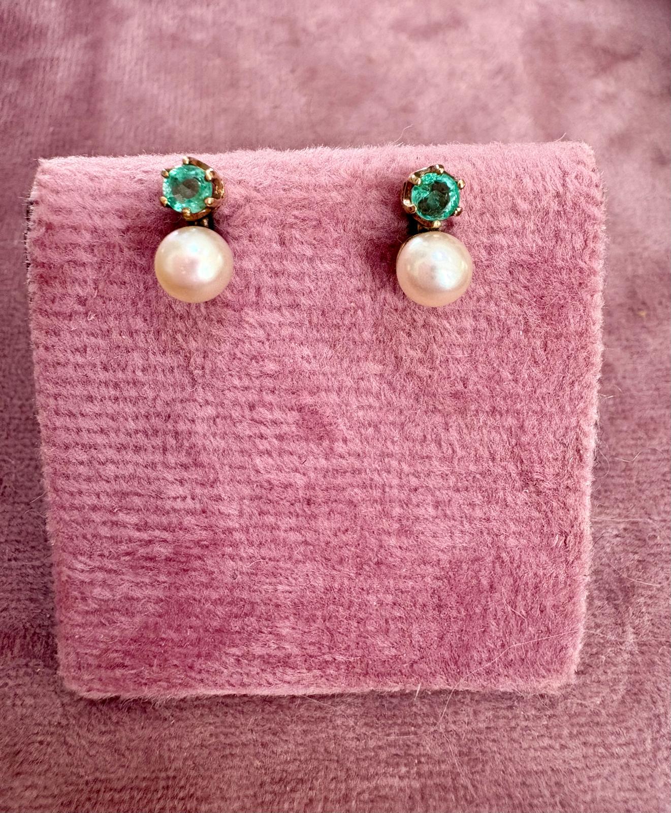 Beautiful Vintage 9ct Yellow Gold, Cultured Pearl and Emerald Earrings