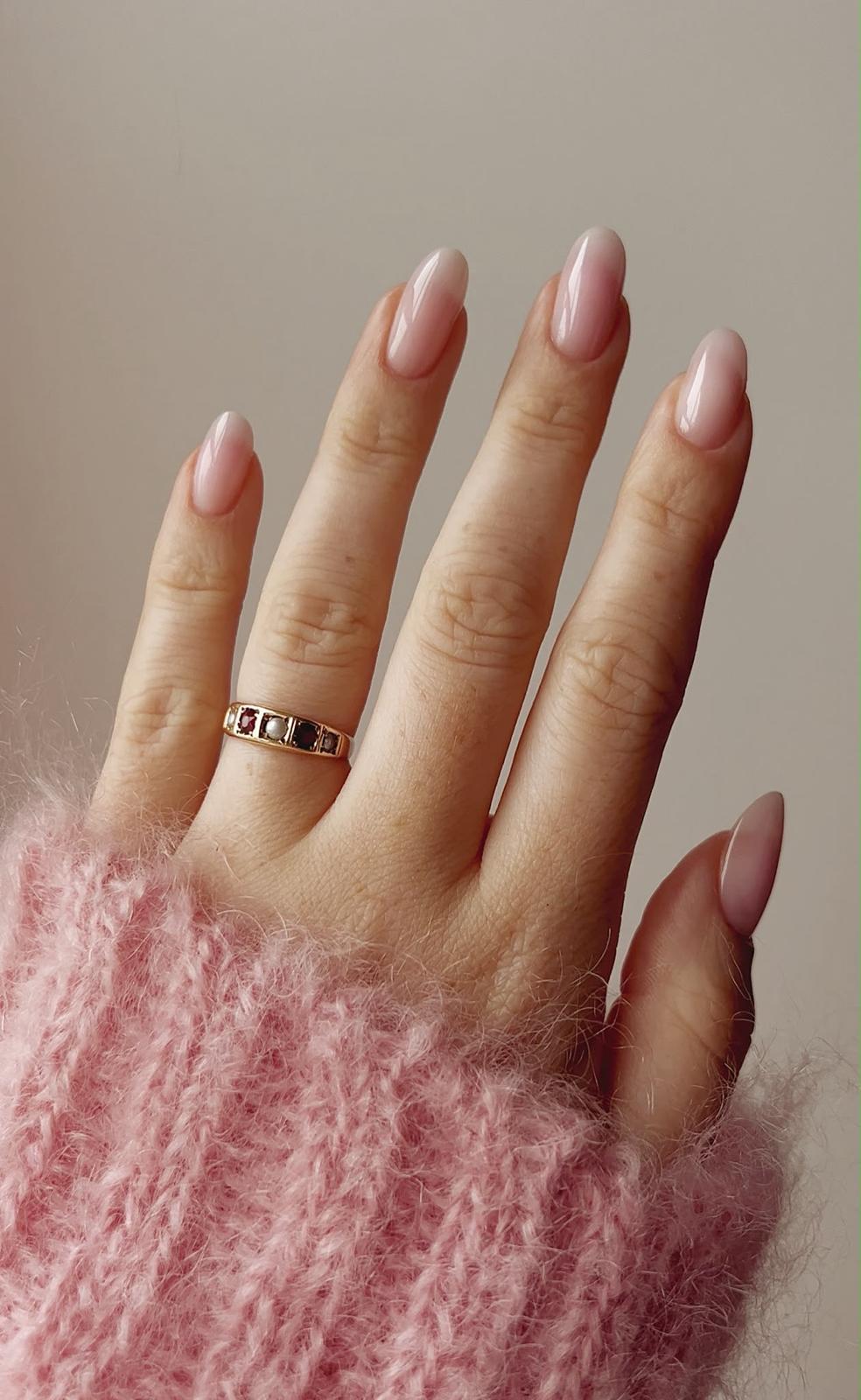 Gorgeous Early 20th Century Gold, Ruby and Split Pearl Ring