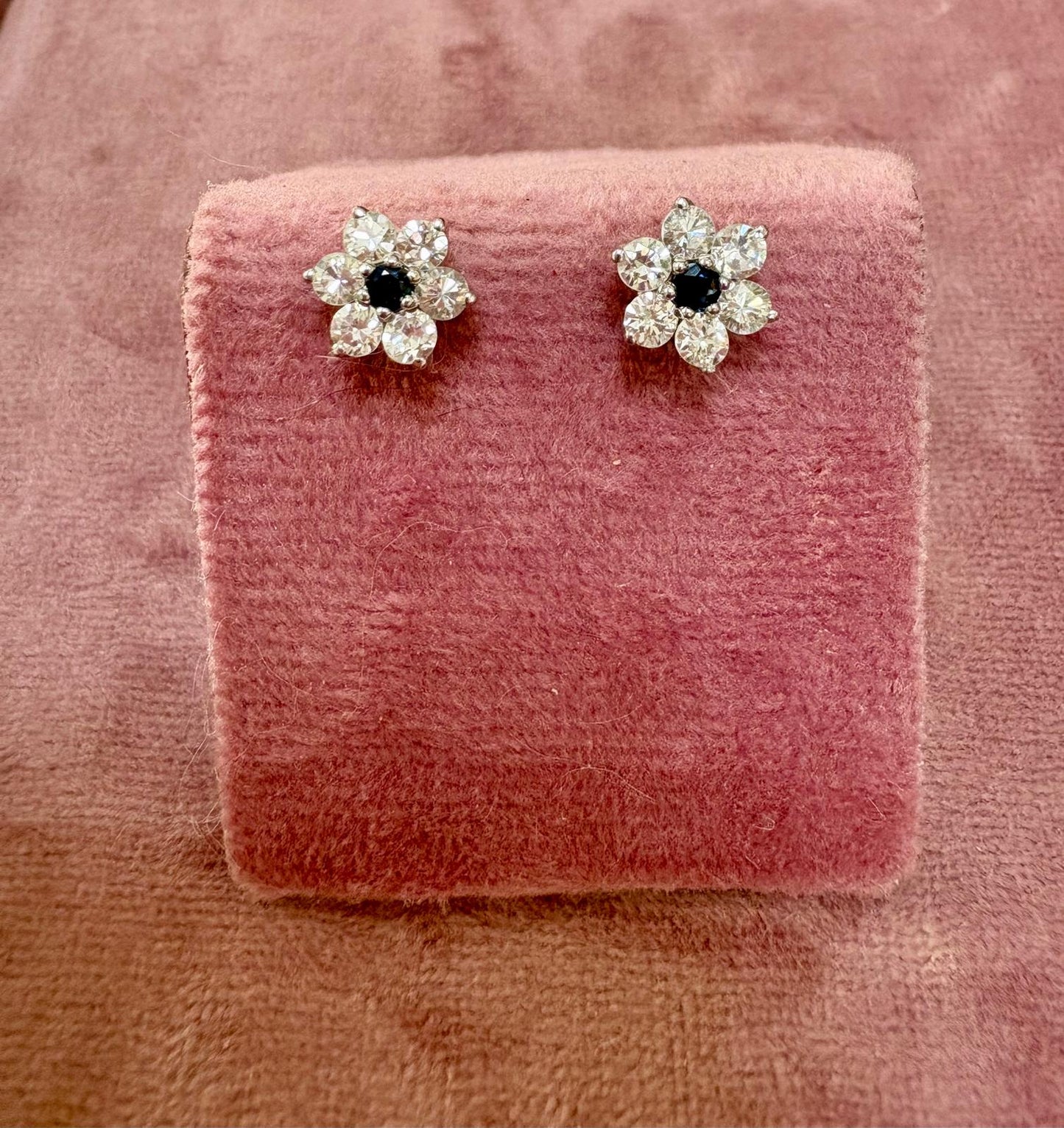 Incredibly Beautiful Modern 18ct White Gold, Blue Sapphire and Diamond Earrings