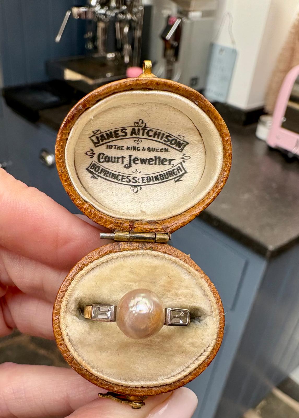 Gorgeous Art Deco 18ct Gold, Cultured Pearl and Baguette Diamond Ring