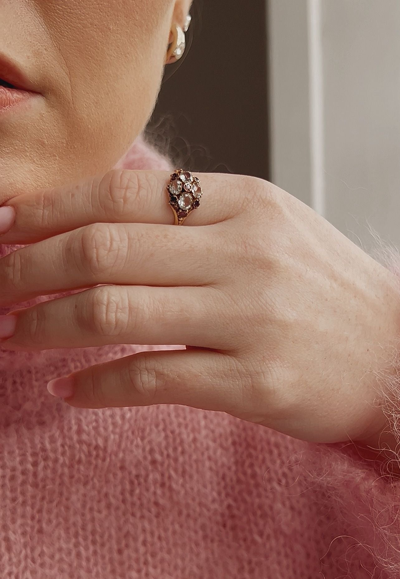 Stunningly Beautiful Victorian 18ct Gold, Rock Crystal with Garnet Accents Ring