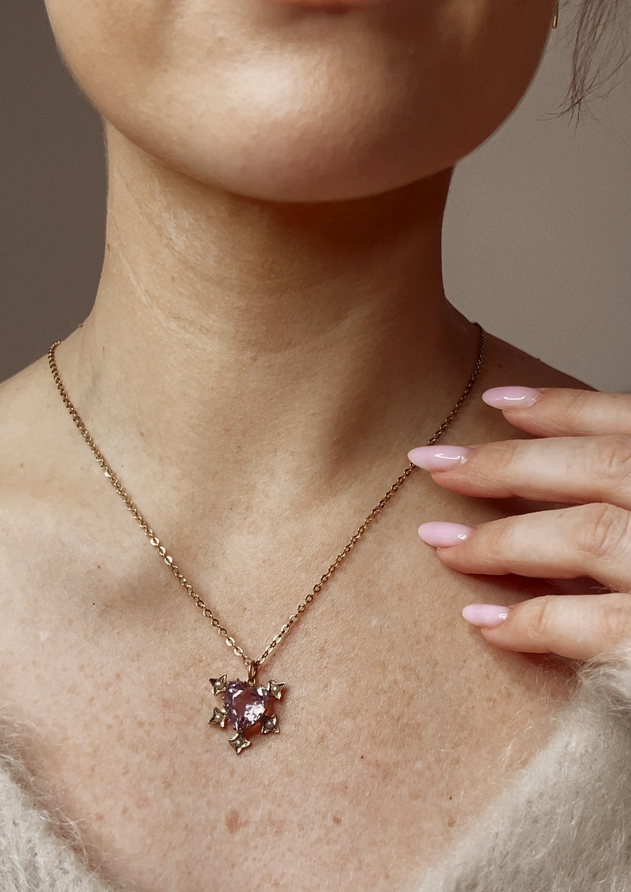 Gorgeous Early 20th Century 9ct Gold Amethyst and Split Pearl Heart Pendant