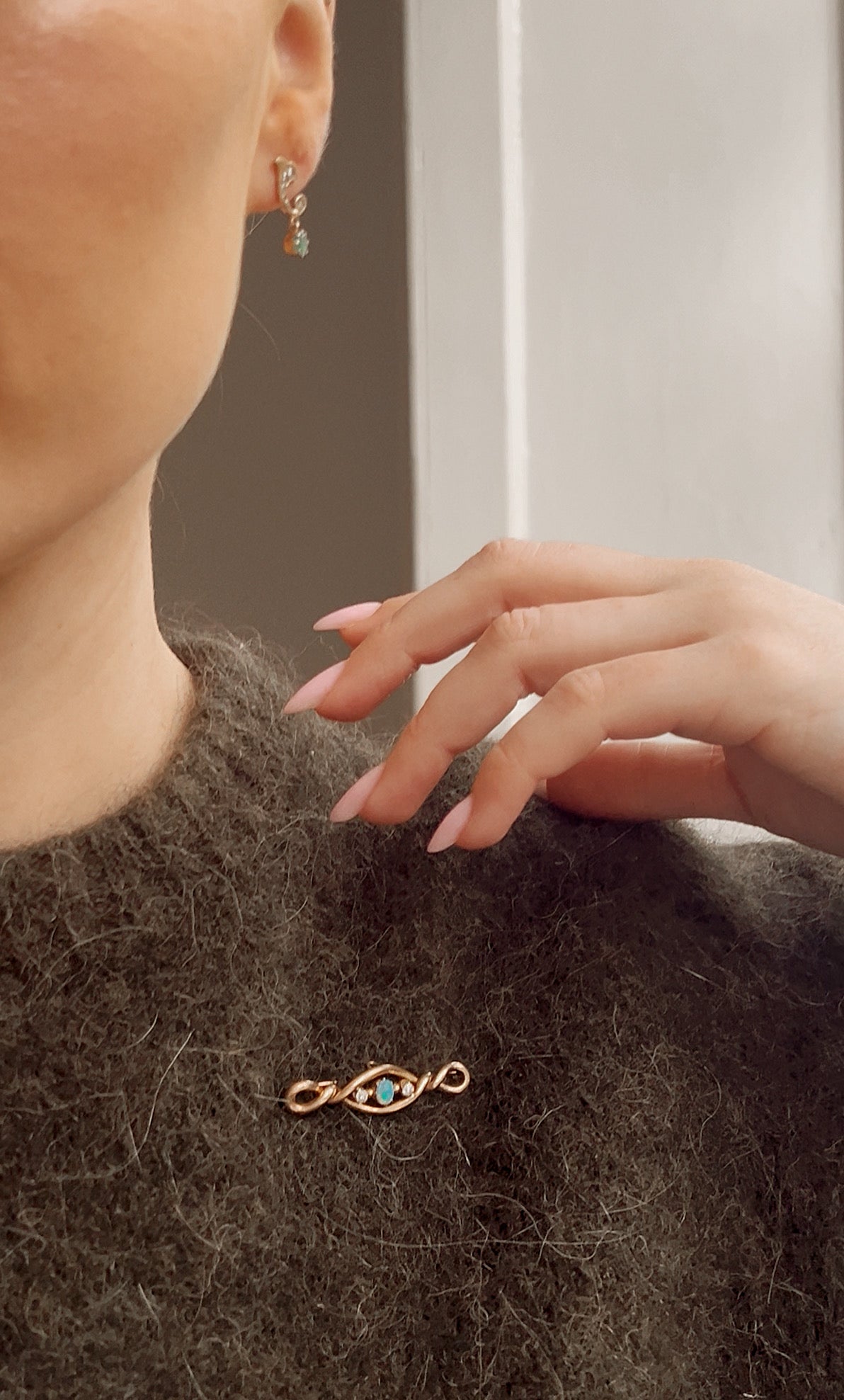 Beautiful Antique 15ct Gold, Water Opal and Diamond Brooch