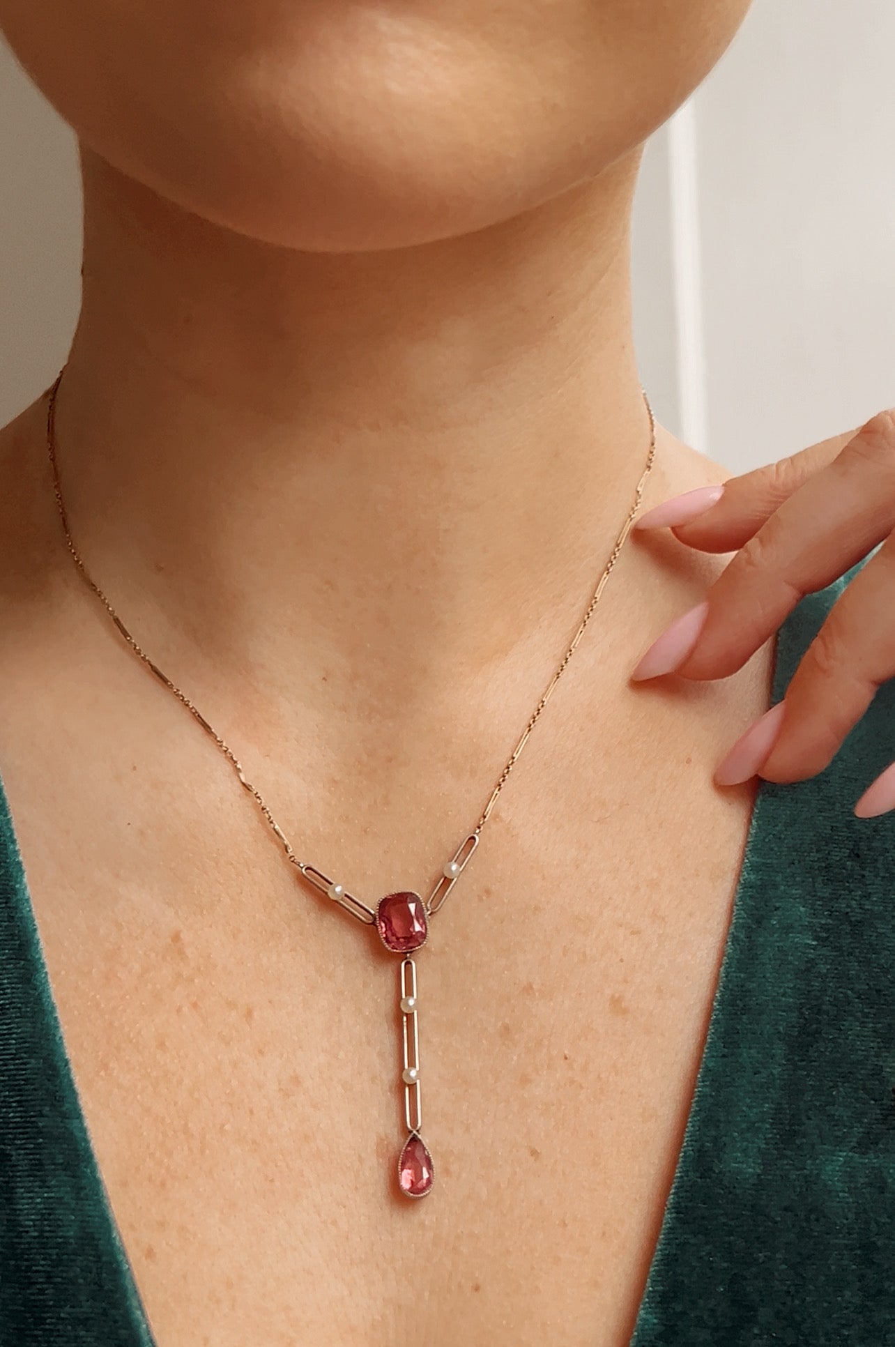 Beautiful Edwardian 15ct Gold, Tourmaline and Seed Pearl Necklace