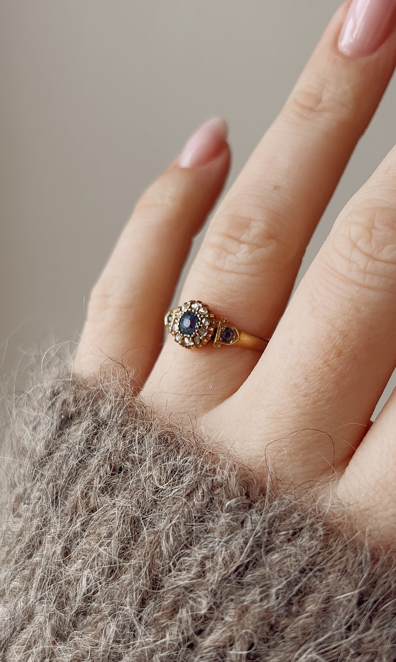 Wonderful Victorian 18ct Gold, Blue Sapphire and Rose-Cut Diamond Ring