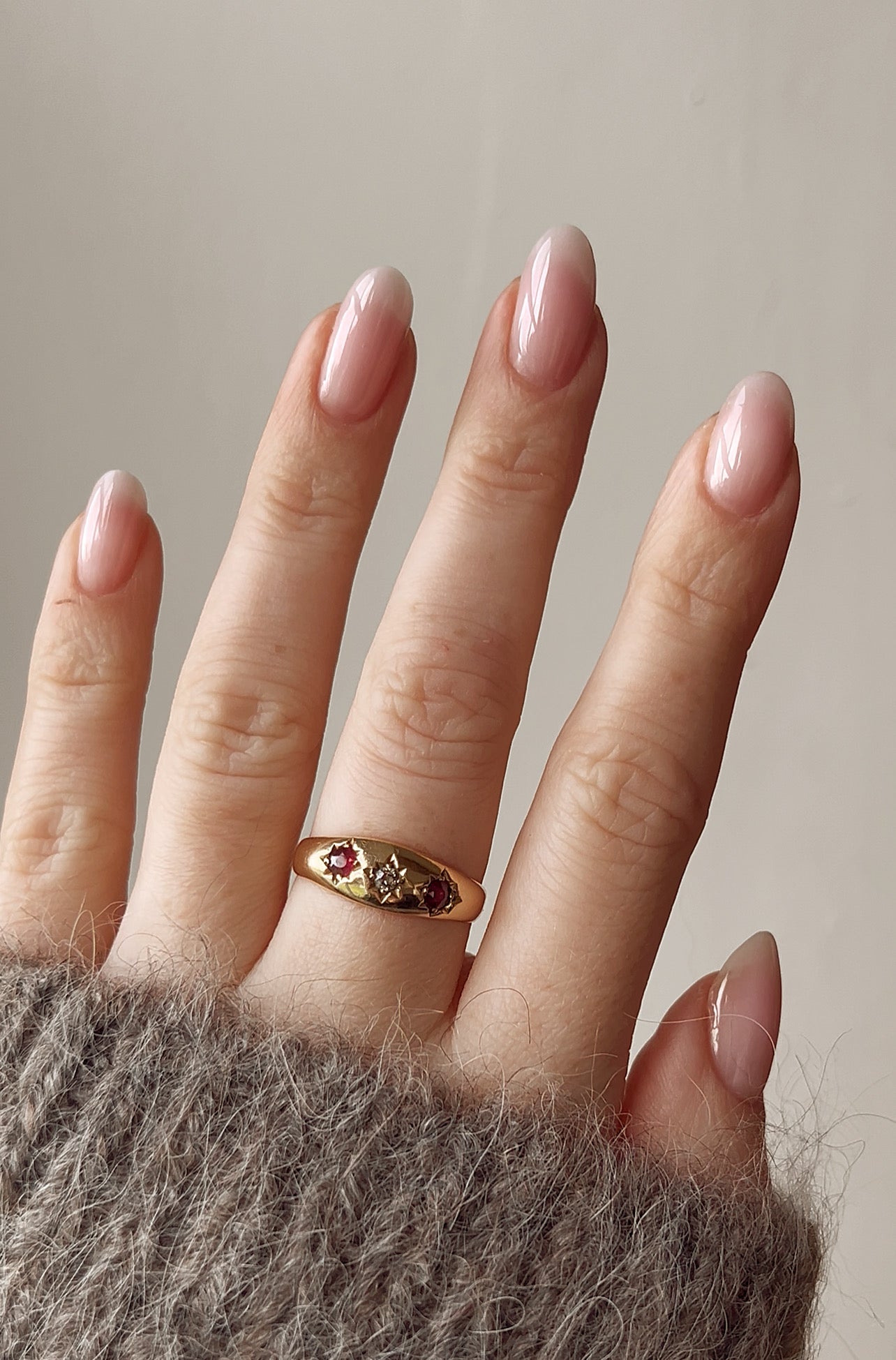 Gorgeous Early 20th Century 18ct Gold, Ruby and Diamond Starburst Ring
