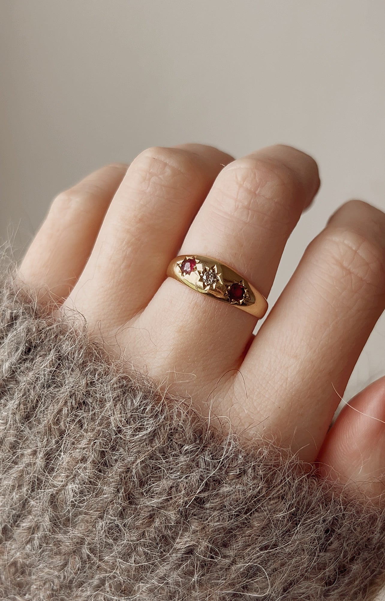 Gorgeous Early 20th Century 18ct Gold, Ruby and Diamond Starburst Ring