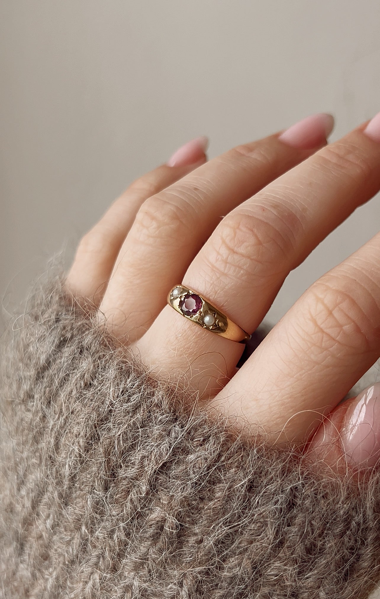 Wonderful Gold, Garnet and Pearl Starburst Ring