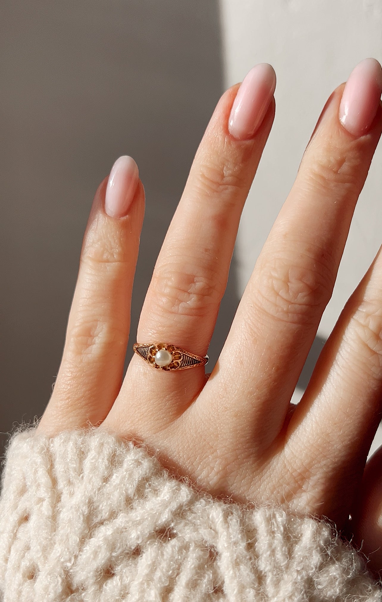 Gorgeous Antique 18ct Gold and Pearl Belcher Ring with Black Enamel Details