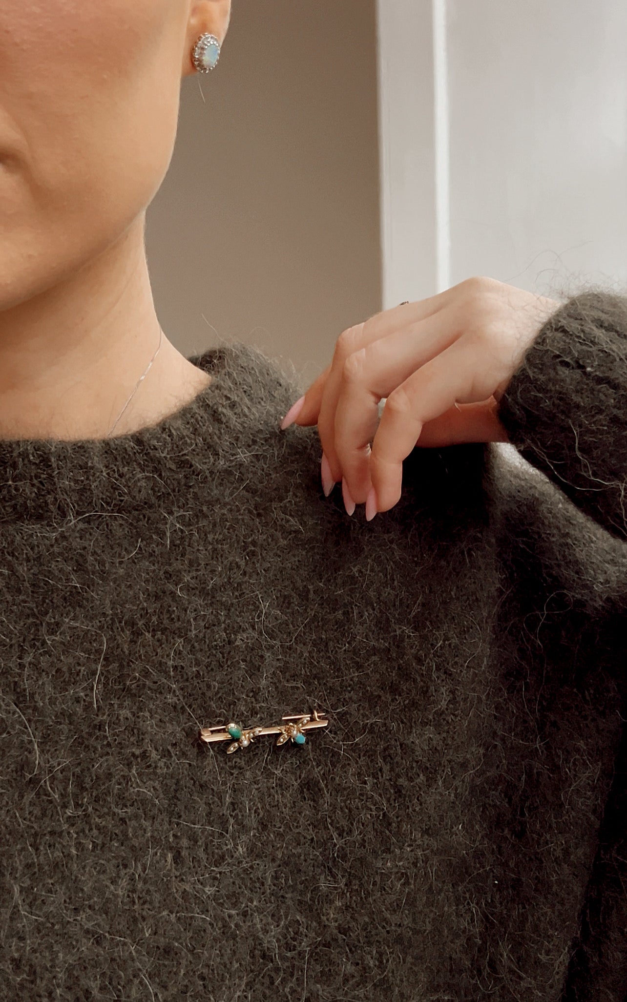 Gorgeous Early 20th Century 15ct Gold Turquoise and Split Pearl Insect Bar Brooch
