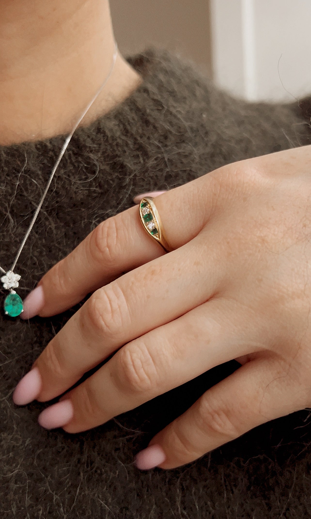 Stunning Early 20th Century 18ct Gold, Emerald and Old-Cut Diamond Ring