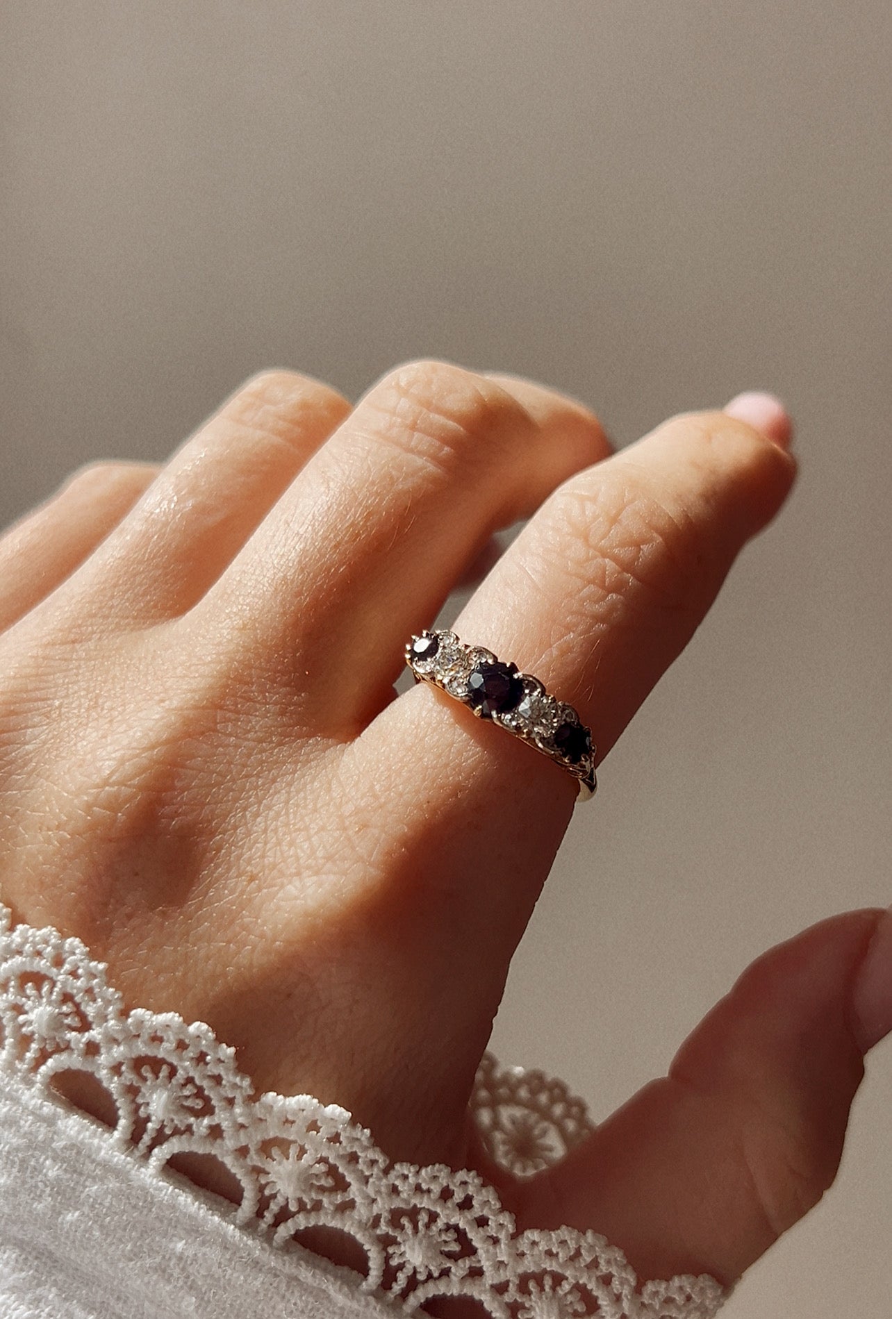 Stunning Early 20th Century 18ct Gold, Sapphire and Diamond Ring