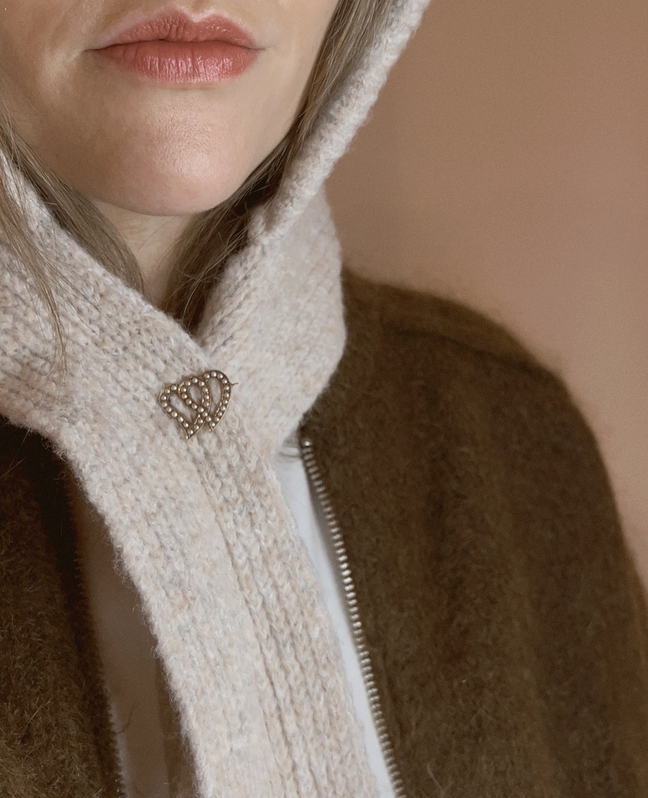 Early 20th Century Split Pearl Double Heart Brooch