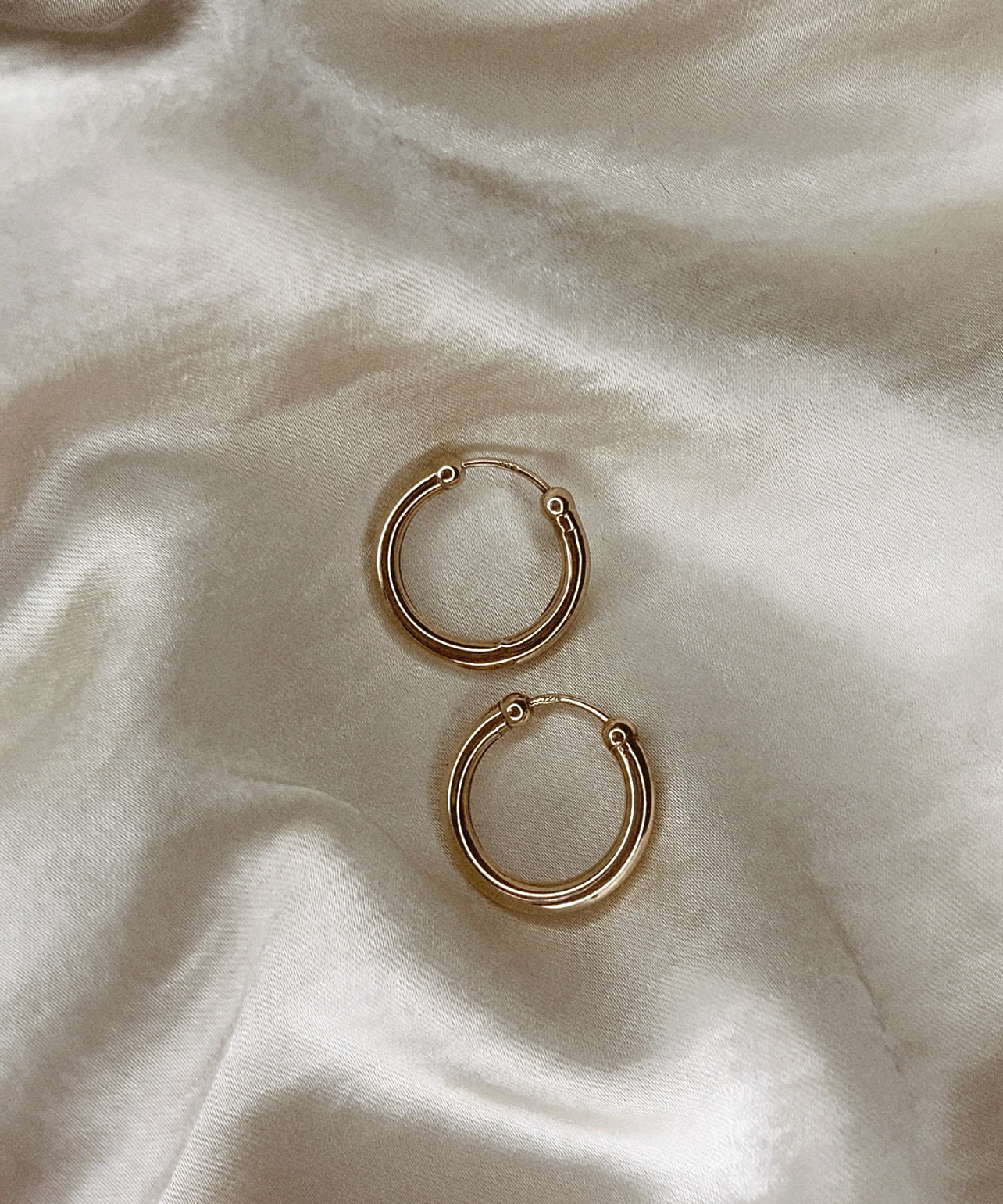 9ct gold hoop earrings