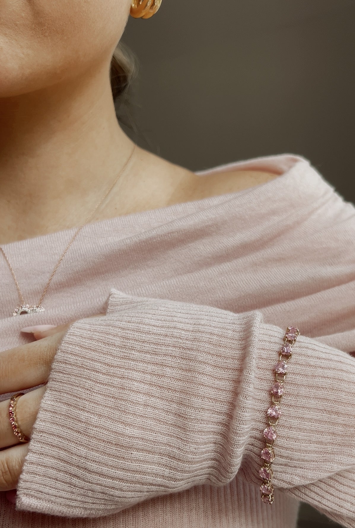 Stunning 9ct Gold and Pink Cubic Zirconia Heart Bracelet