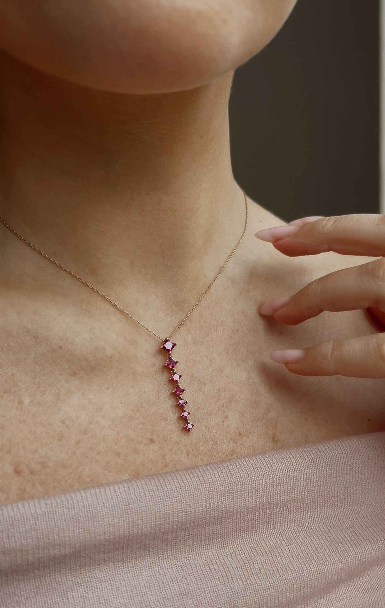 Pretty Modern Garnet Pendant in 9K Gold