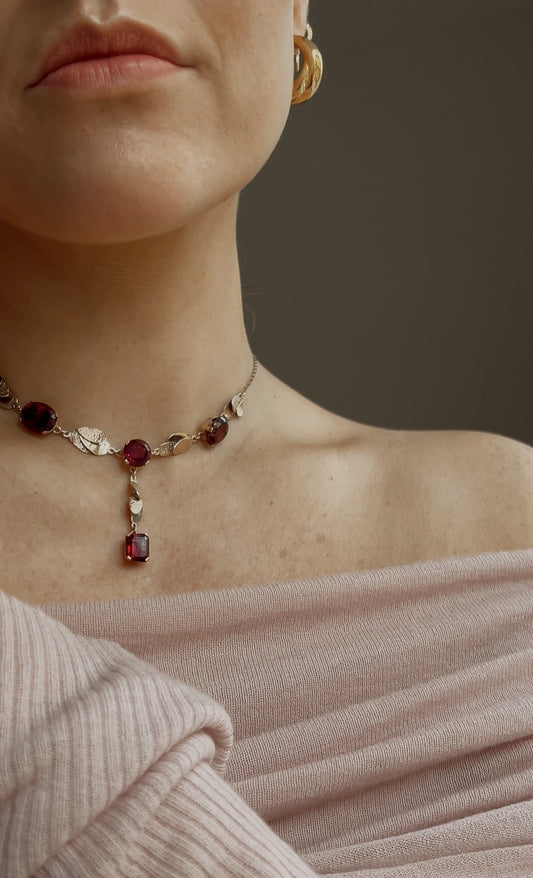 Stunning Mid 20th Century Garnet and 9ct Gold Necklace