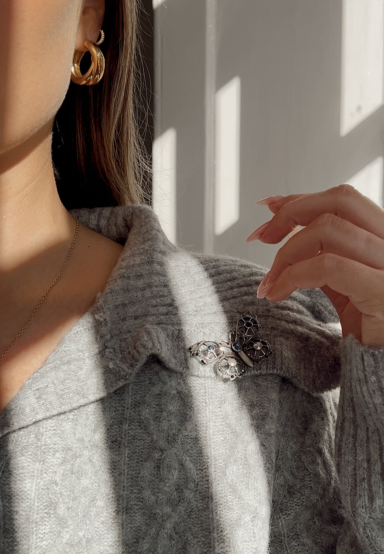 Gorgeous Vari-hue Paste and Cultured Pearl Butterfly Brooch