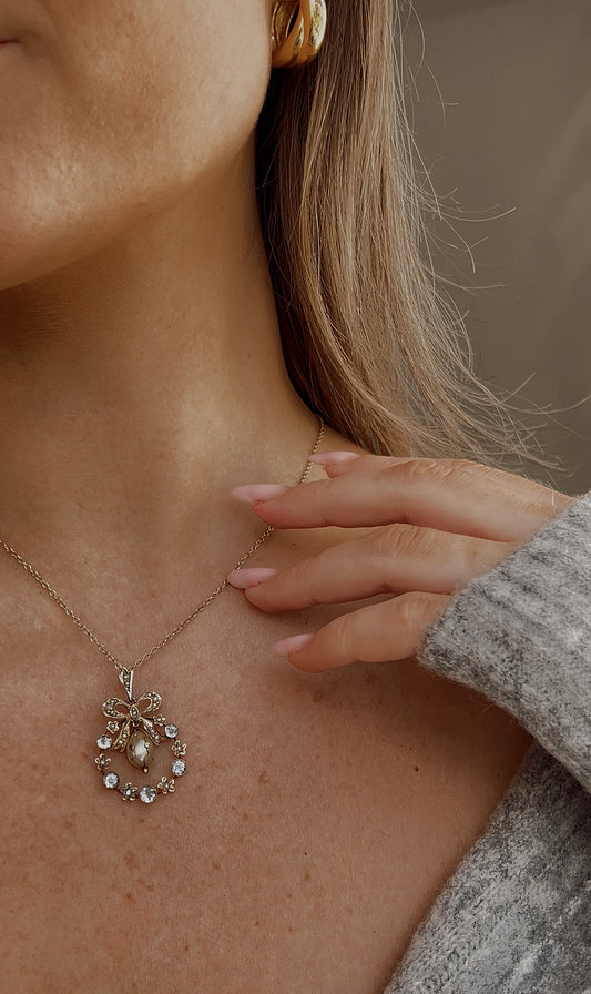 Ridiculously Pretty Edwardian 9ct Gold and Aquamarine & Split Pearl Pendant