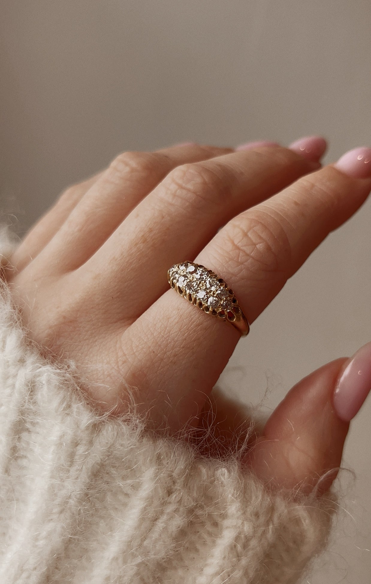 Stunning Edwardian 18ct Gold and Diamond Dress Ring