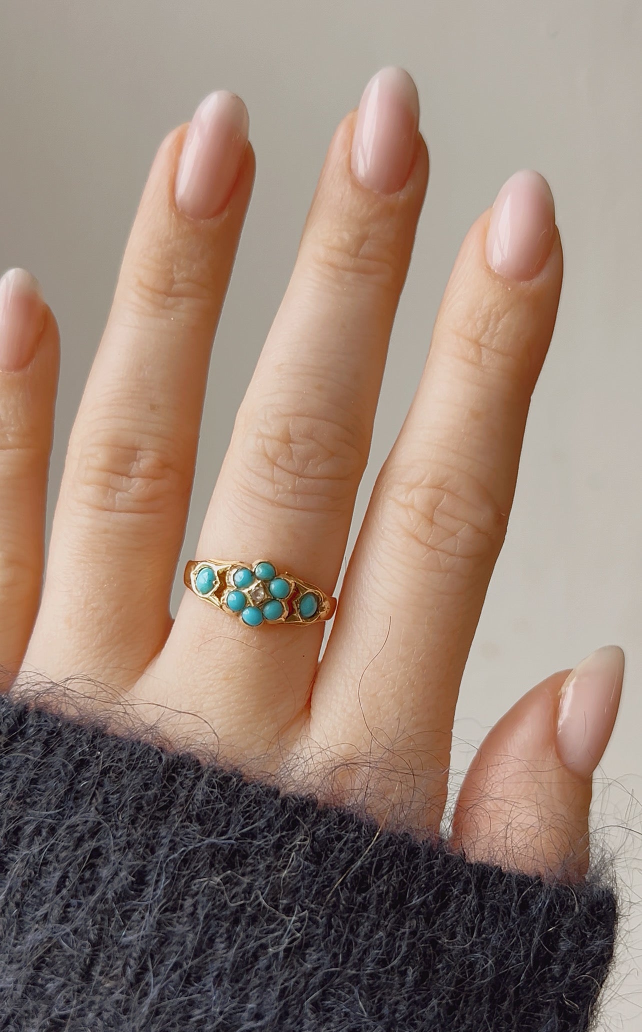 Lovely Victorian 18ct Gold, Turquoise and Diamond Ring