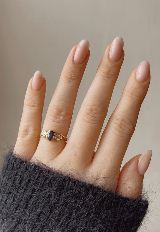 Wonderful Vintage Gold, Blue Sapphire and Diamond Ring