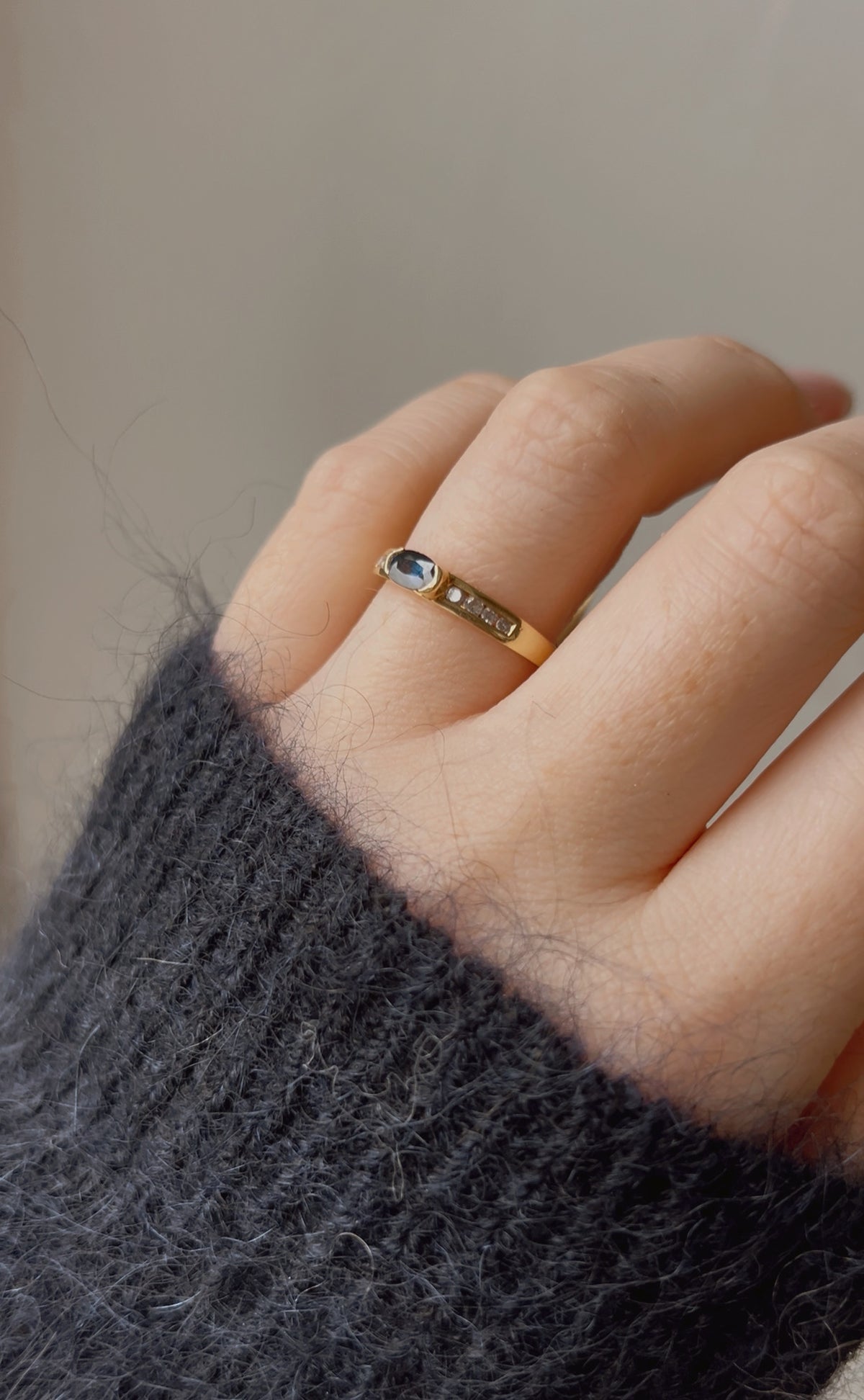 Sweet 18ct Gold, Blue Sapphire and Diamond Ring