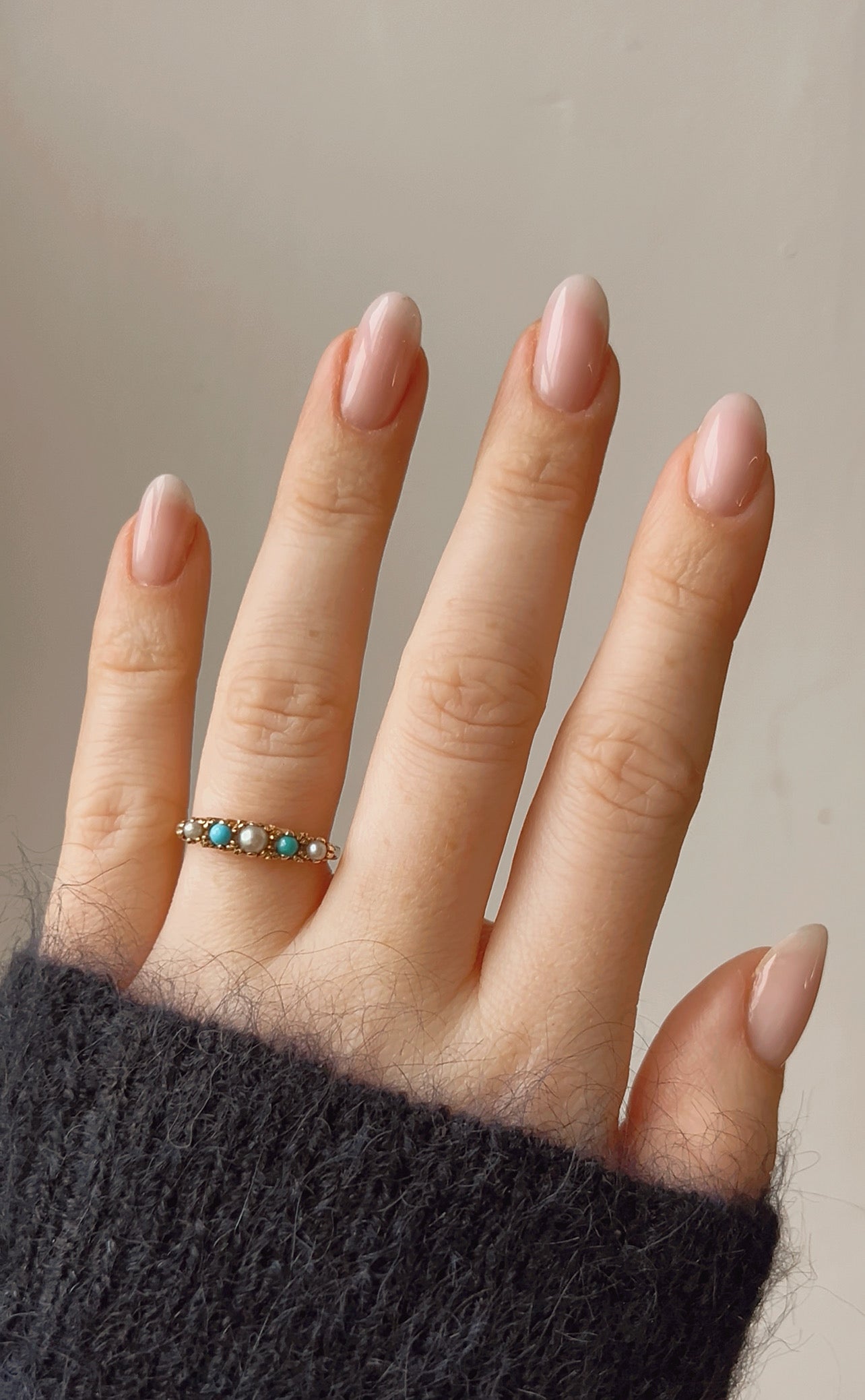 Very Sweet Antique 9ct Gold Turquoise and Split Pearl Ring