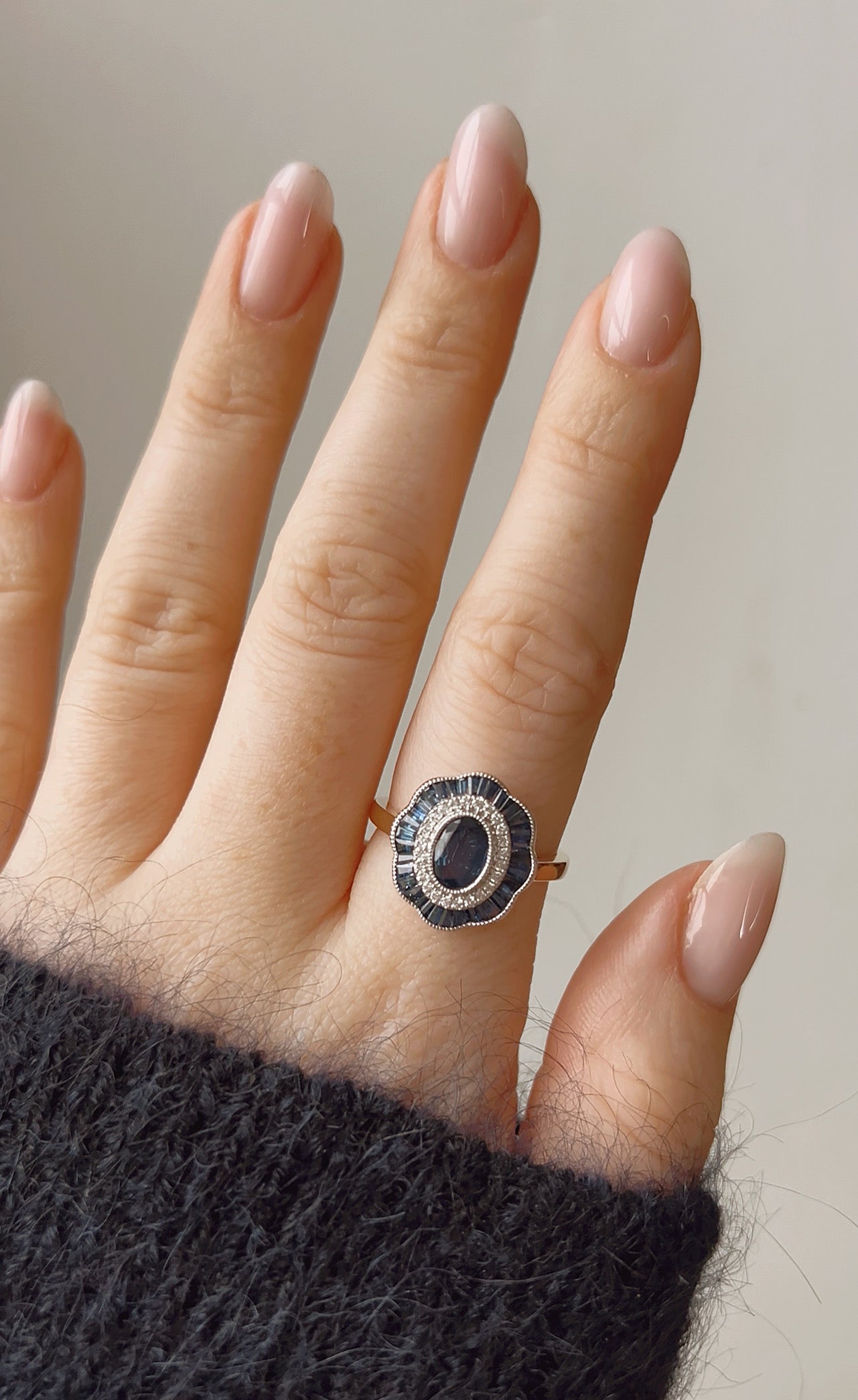 Wonderful Modern 18ct Gold, Blue Sapphire and Diamond Cluster Ring