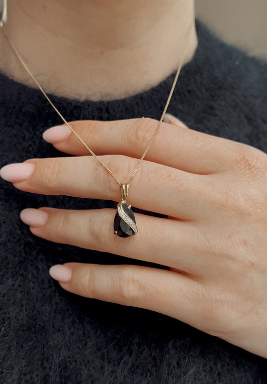 Lovely Vintage 9ct Gold Blue Sapphire and Diamond Pendant with chain