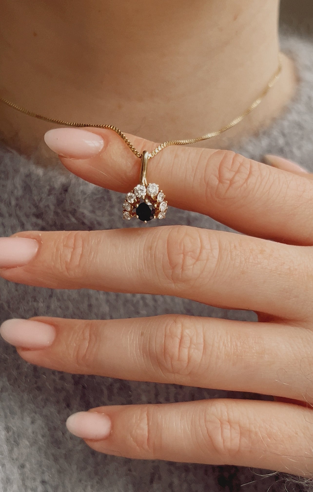 Wonderful Vintage Sapphire and Diamond Pendant with chain