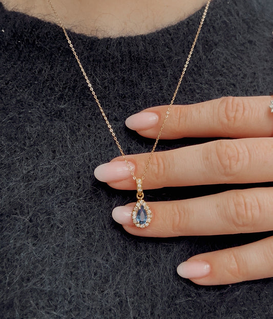 Stunning Modern 18ct Gold, Sapphire and Diamond Pendant