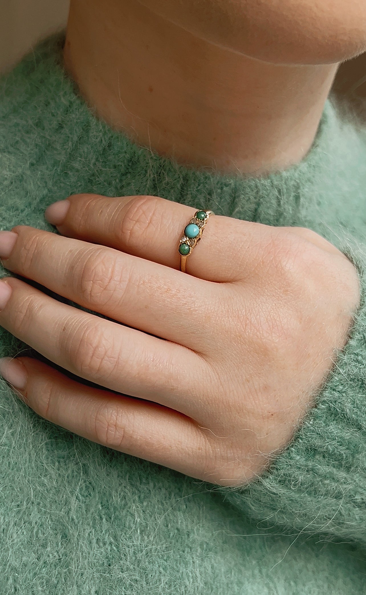 Gorgeous Art Deco 18ct Gold, Turquoise and Diamond Ring