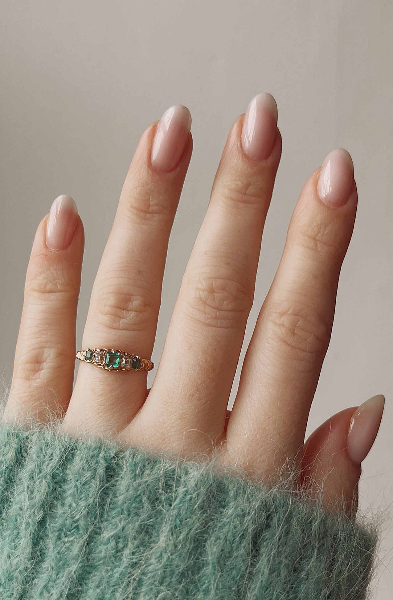 Stunning Late 19th Century Gold, Emerald and Diamond Ring