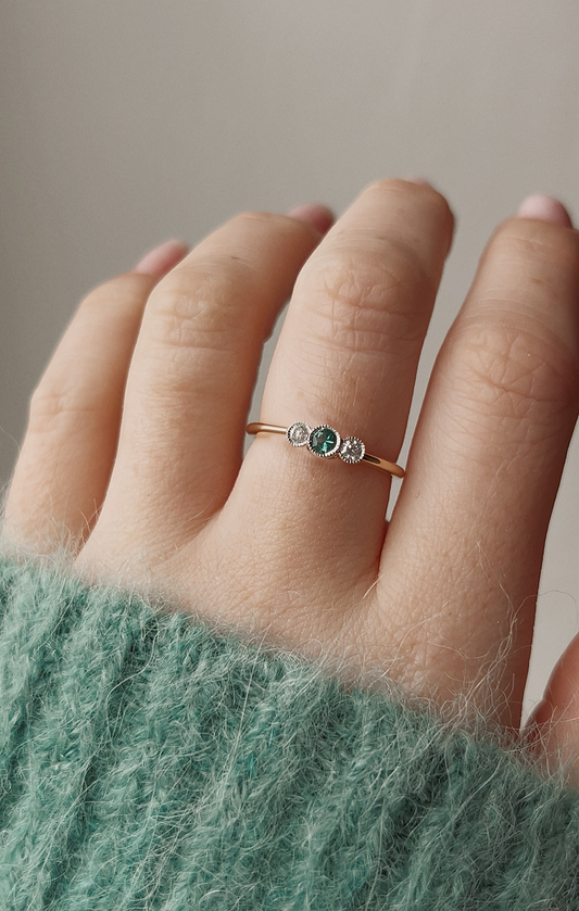 Sweet Modern 18ct Gold, Emerald and Diamond Ring