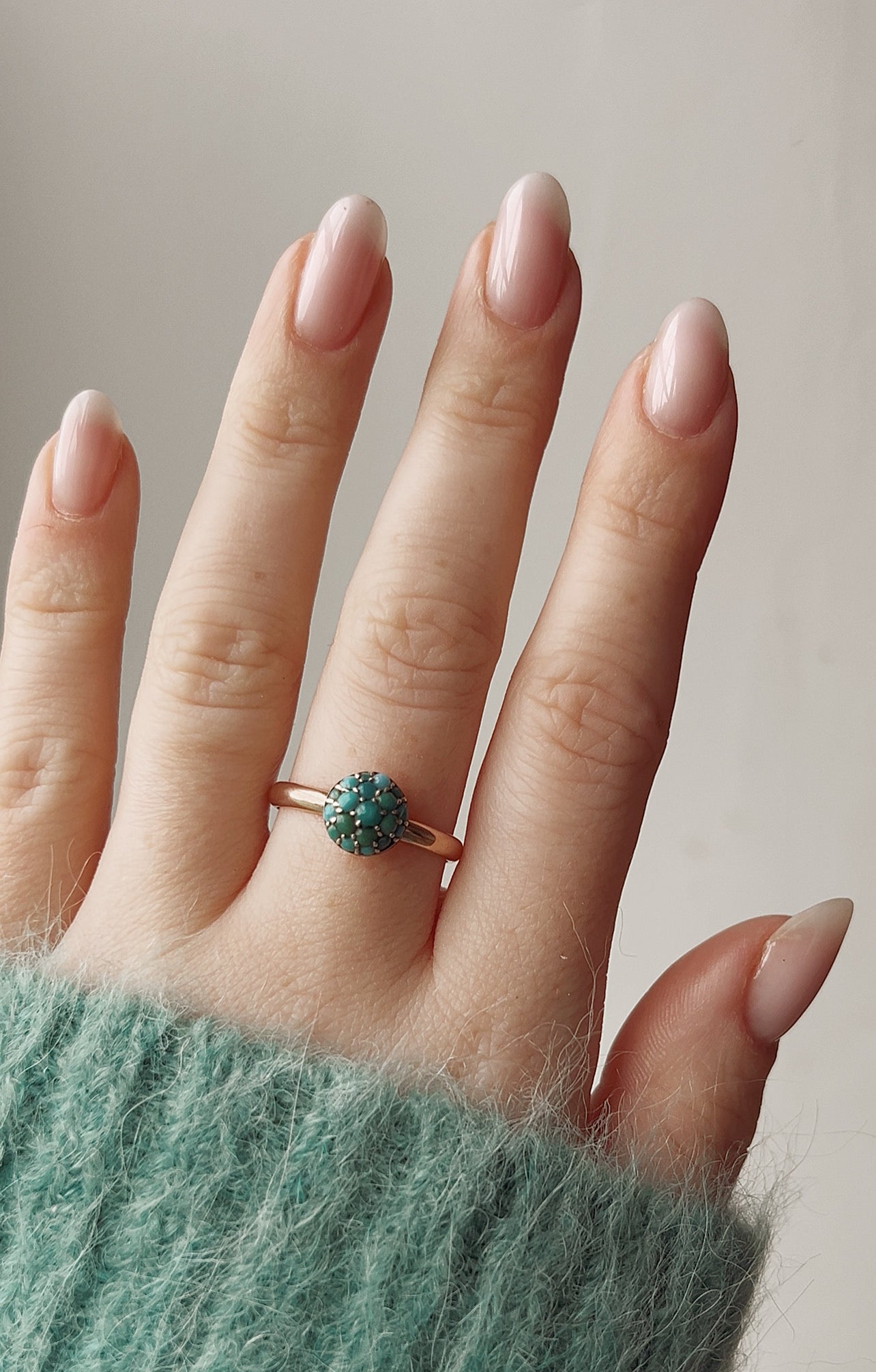 Gorgeous 19th Century 9ct Gold and Turquoise Ring