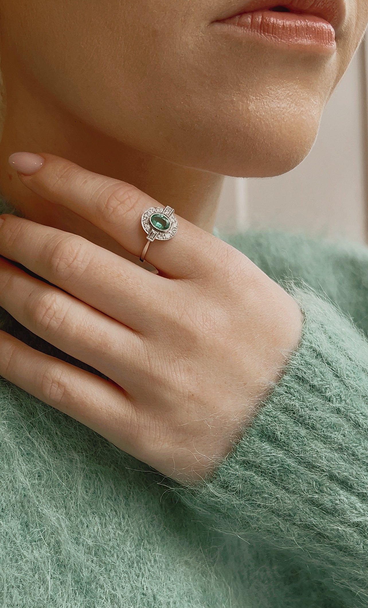 Wonderful Modern Platinum, Emerald and Vari-cut Diamond Ring