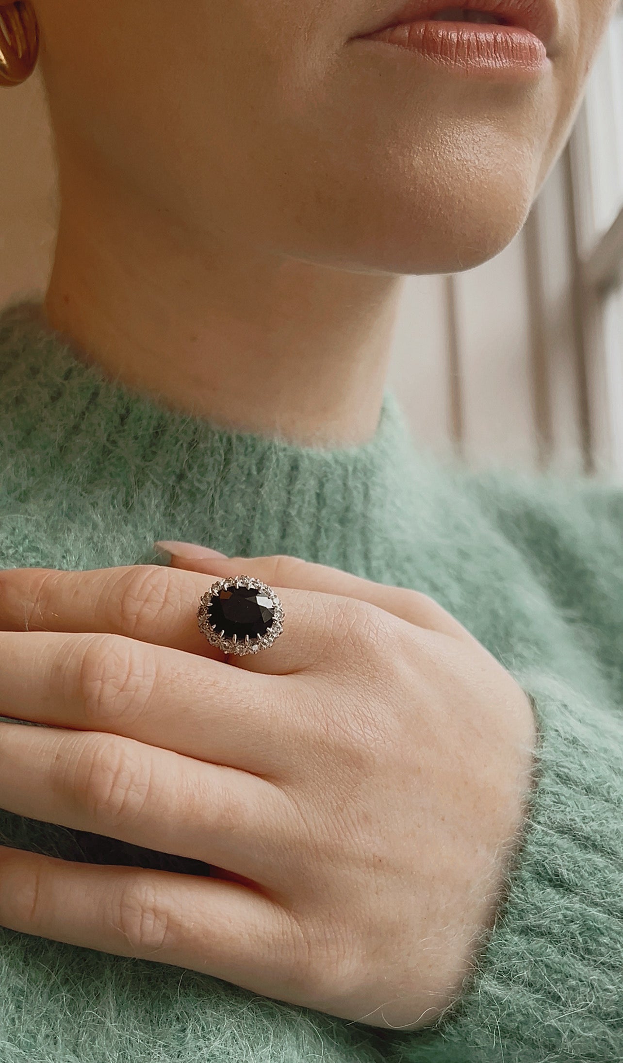 Really Gorgeous Dark Blue-Green Sapphire and Diamond Cluster Ring