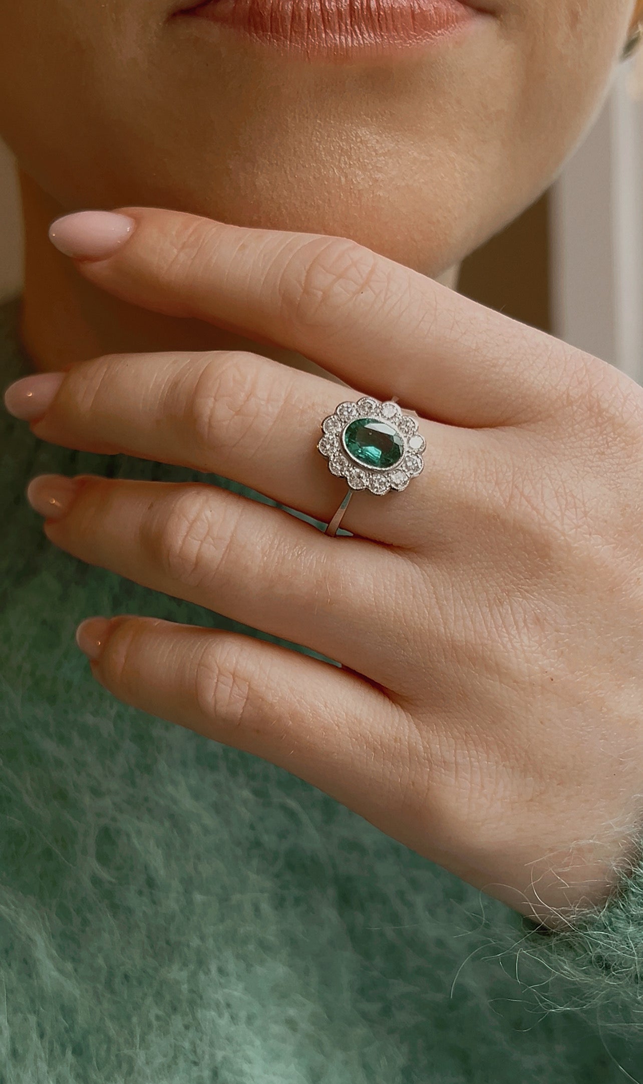 Breathtakingly Beautiful Modern Platinum, Emerald and Diamond Cluster Ring