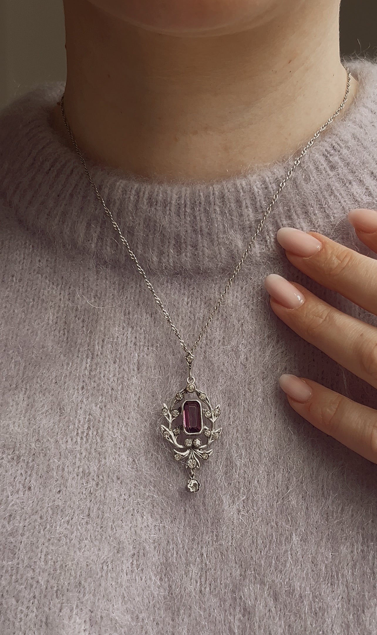 Lovely Early 20th Century Purple and Clear Paste Lavalier Pendant