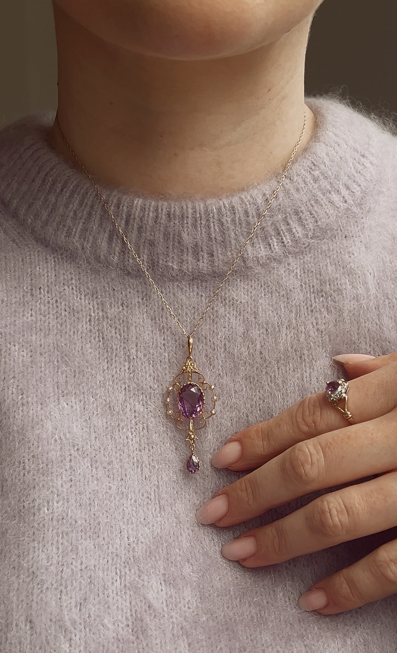 Beautiful Early 20th Century Amethyst and Split Pearl Lavalier Pendant
