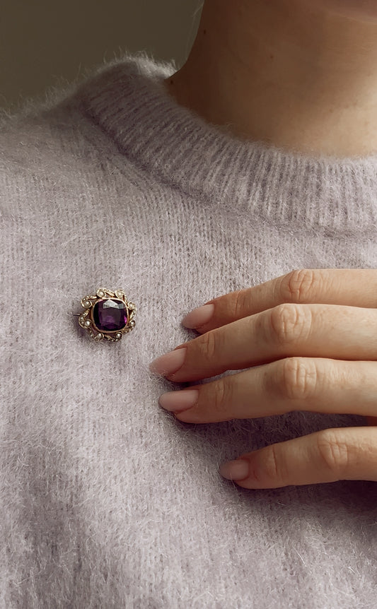 Gorgeous Late 19th Century Gold, Amethyst and Split Pearl Brooch