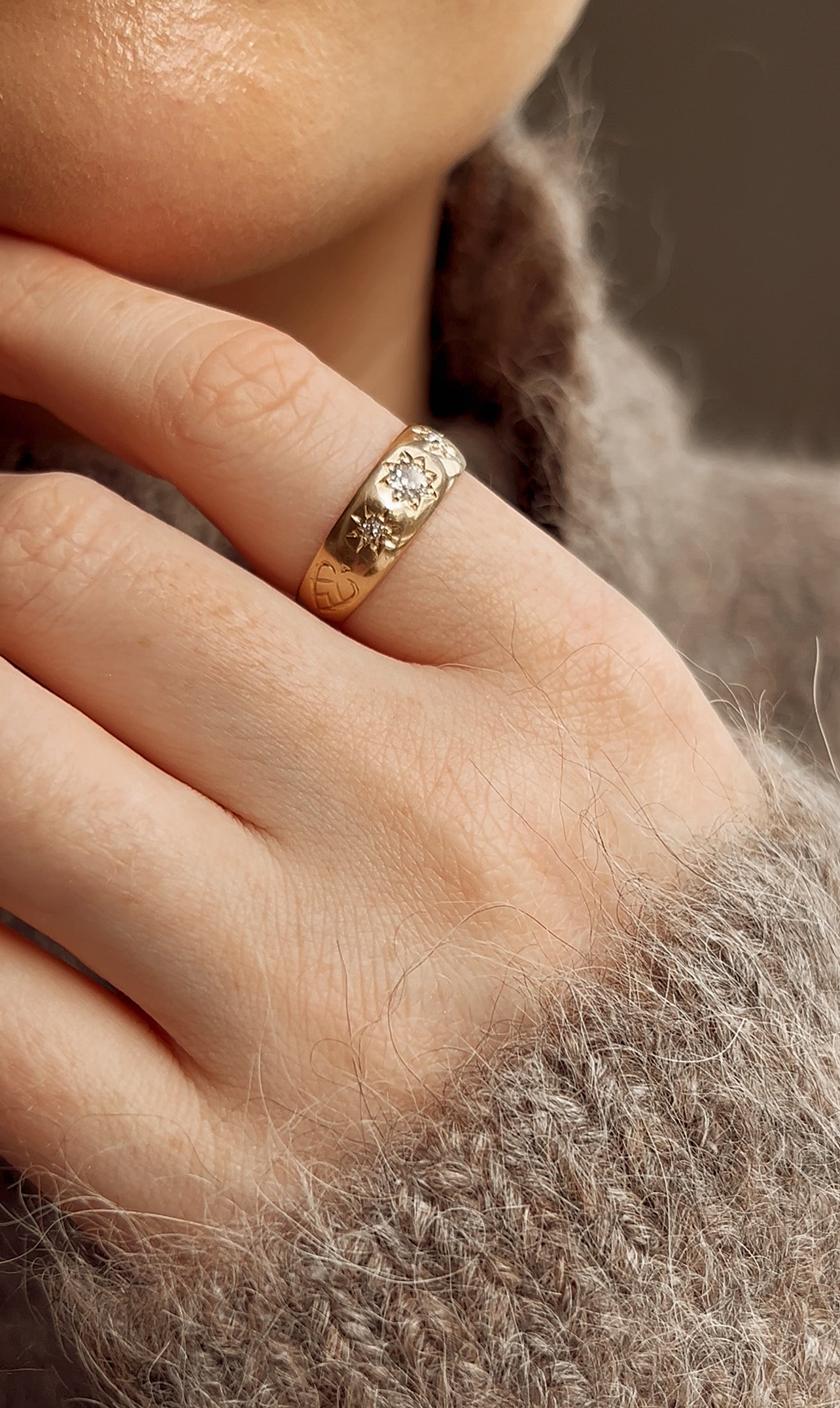 Stunning Late Victorian 18ct Gold and Old-Cut Diamond Starburst Ring